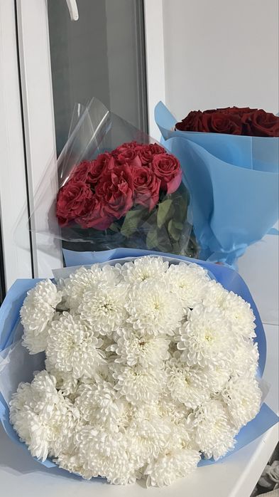 Цветы хрозентема,красная роза ,розовая роза. Торг есть!