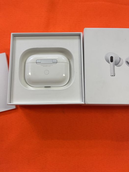 Кейс Airpods Pro 1 оригинал
