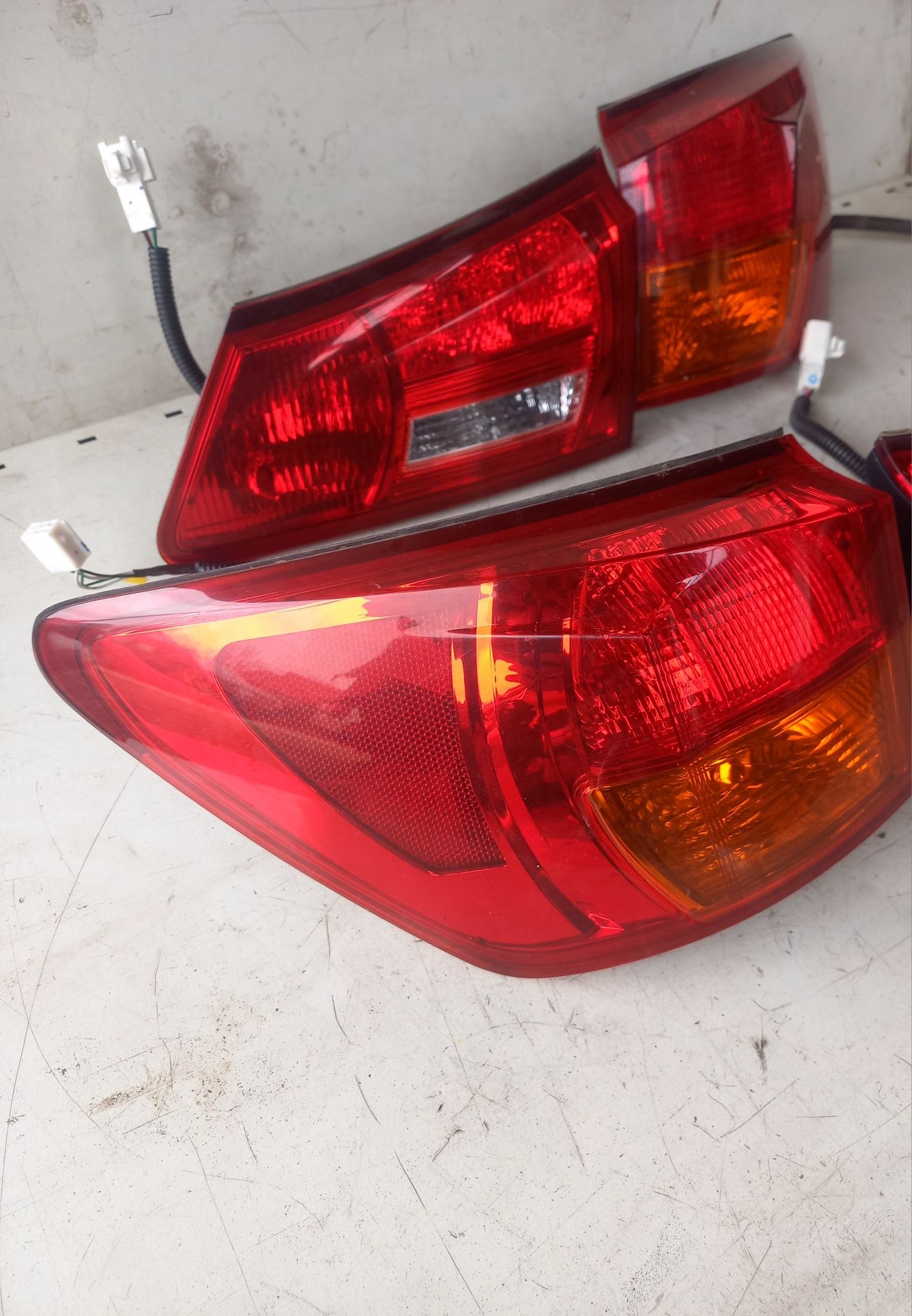 Стопове Lexus IS220