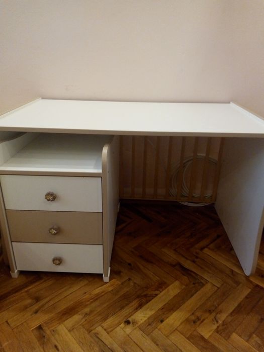 Продавам кошара 3 в 1