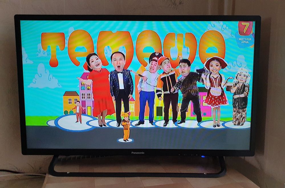Телевизор Panasonic 32"(81см)