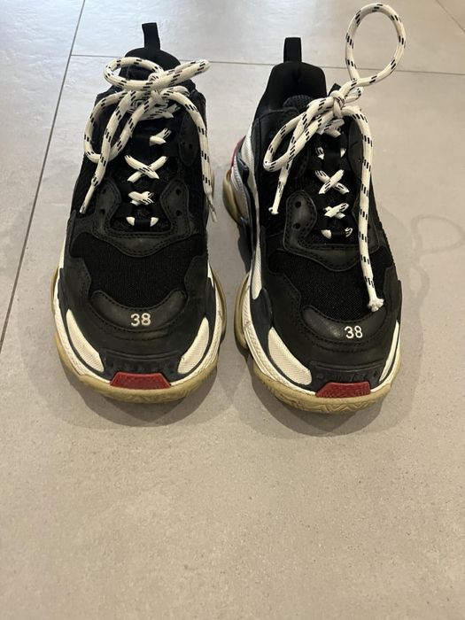 Оригинални Balenciaga Triple S