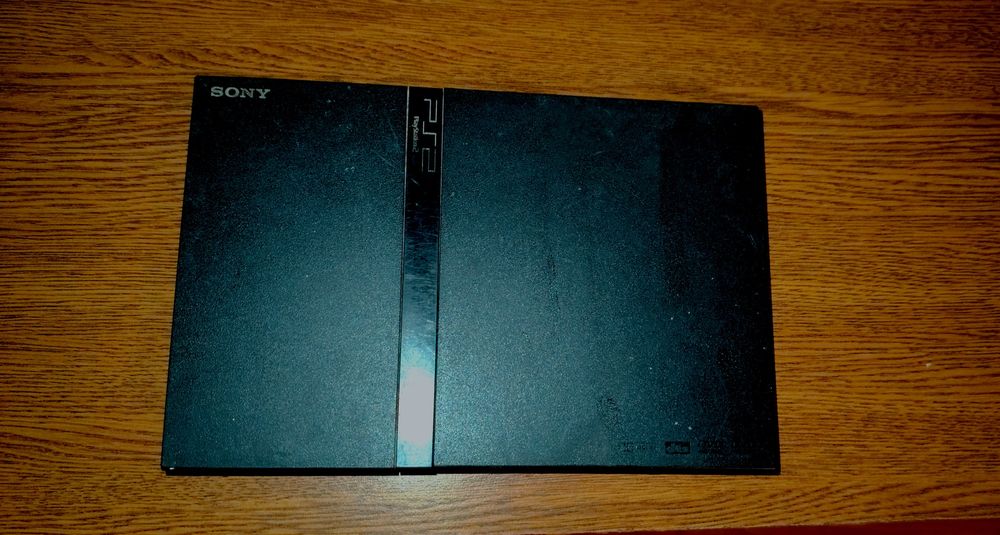 PlayStation 2 Slim + 4 controllere – Neatestat / Netestat – 250 lei