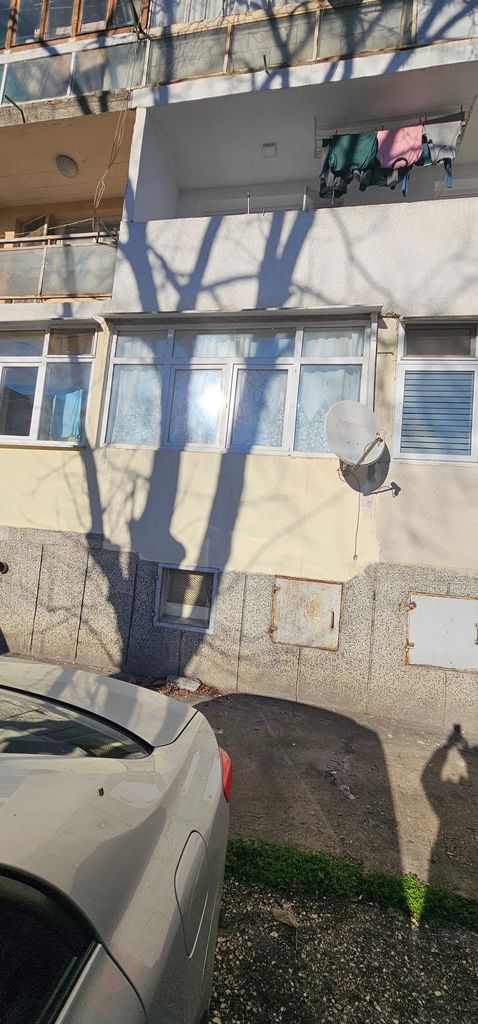 Дава се под наем Двустаен апартамент в Силистра, Център - 64 кв.м за 255 € - Снимка #1