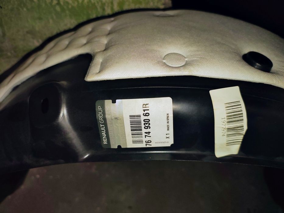 Carenaj stânga spate Renault