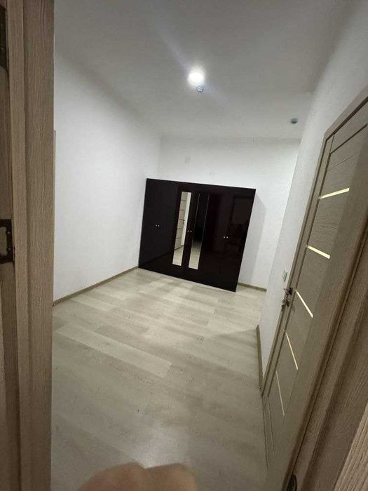 Сдается отличная квартира! Рядом с метро Дустлик