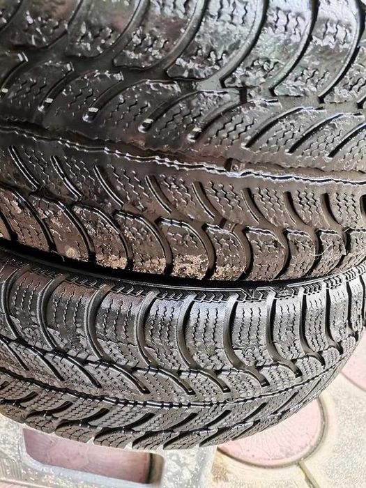 Cauciucuri  cu jenti