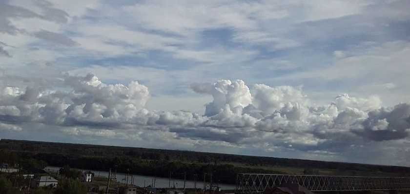 Меняю двух комнатную с видом на Иртыш, на однокомнатную улучшенную