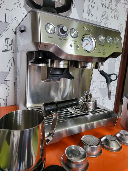 Еспресо машина SAGE Barista Express Кафемашина с кафемелачка