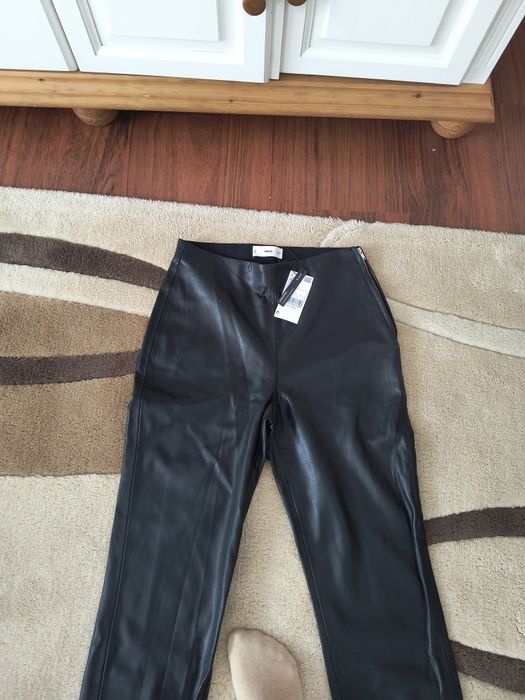 Pantaloni piele eco Mango mărime 38 noi cu eticheta.