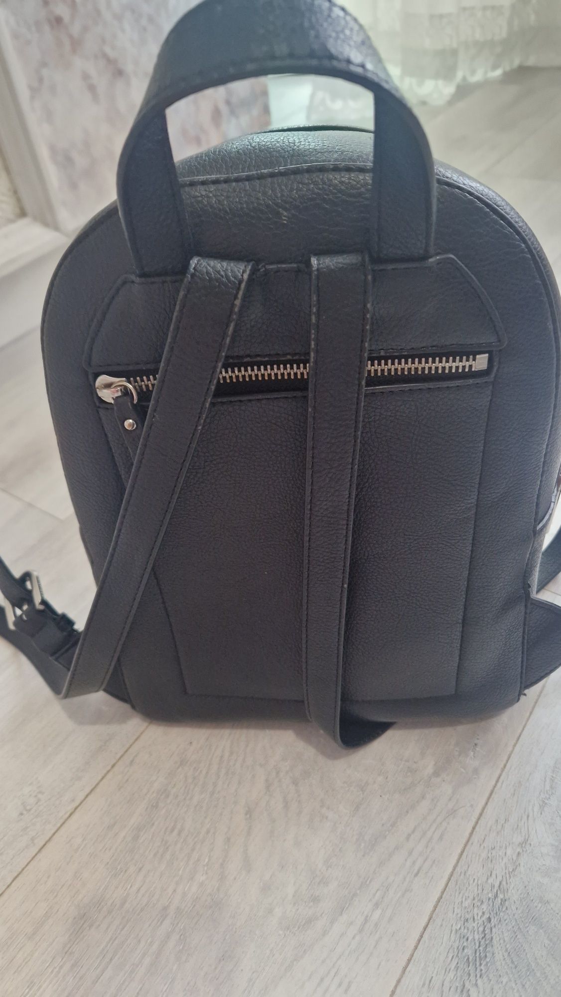 Tommy hilfiger оригинална раница