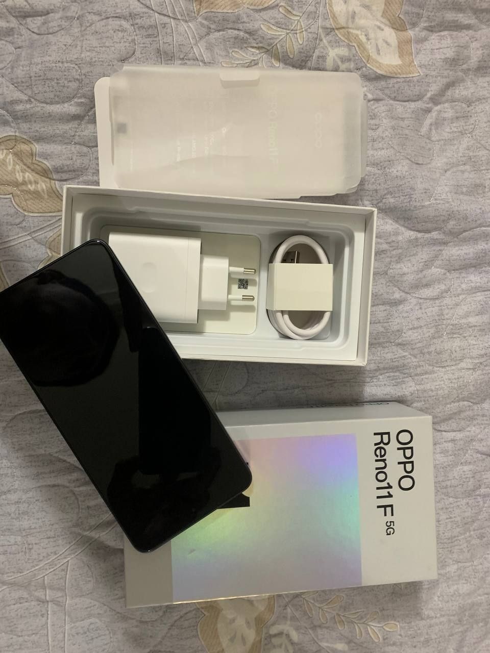 Срочно прадам oppo 11