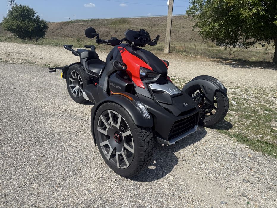 Ryker 900cc Raly