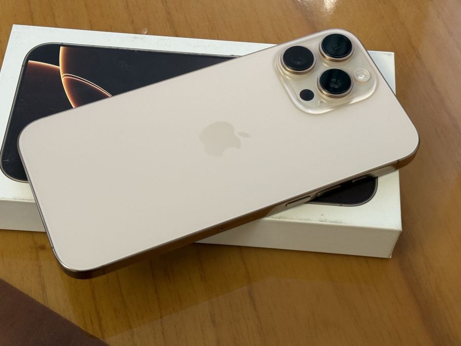 Iphone 16 про мах. Аккум 95% 256 gb