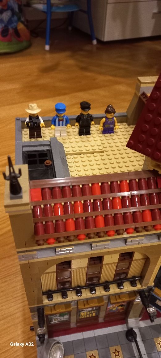 Lego palace cinema- 10232 - creator expert