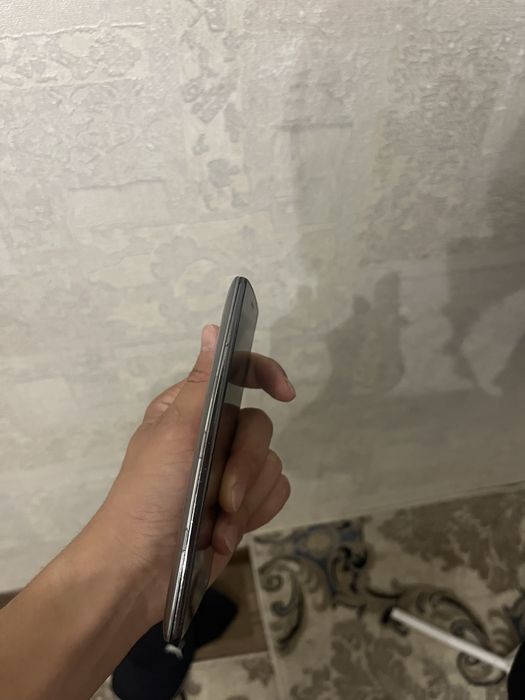 Lg madeli s12.