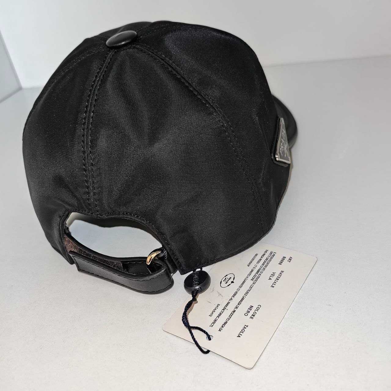 Шапка Prada  hat