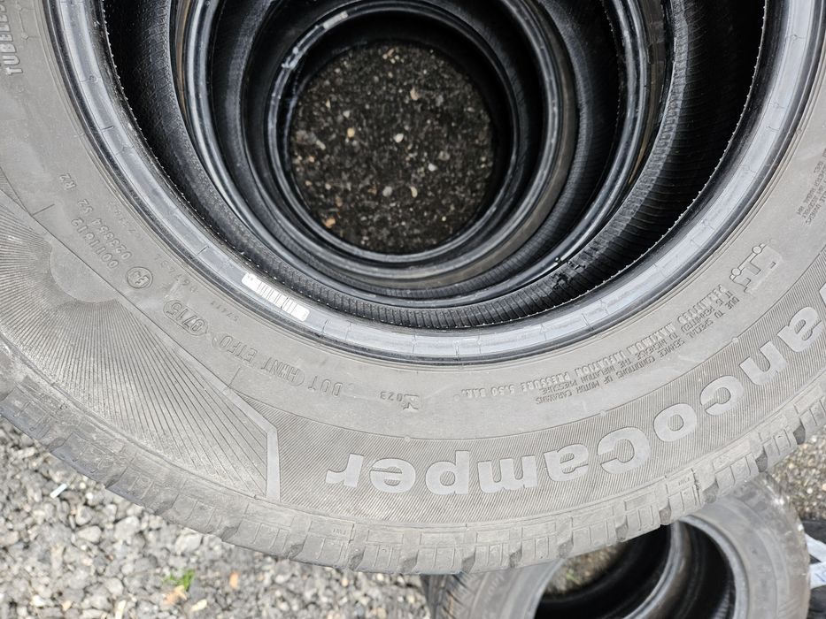 4 buc anvelope continental 215/70/15C dot 2015 cauciucuri 215x70x15C