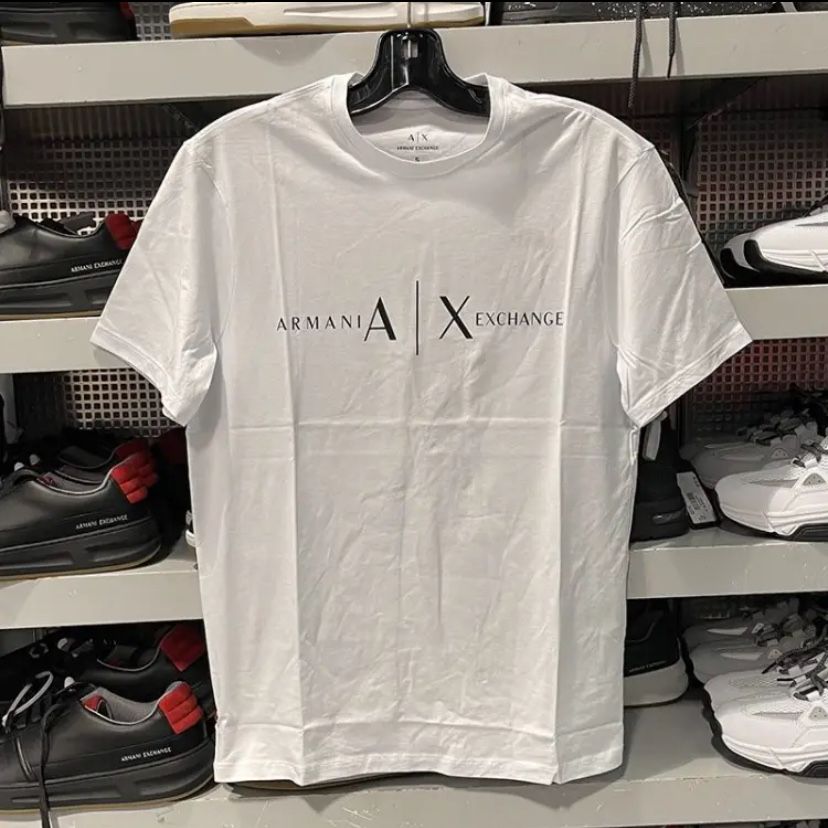 Футболка Armani Exchange в трех цветах