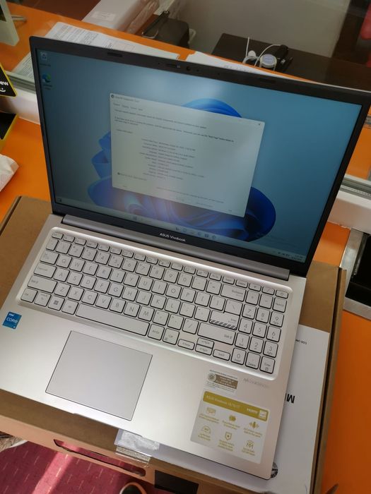 Laptop Asus Vivobook