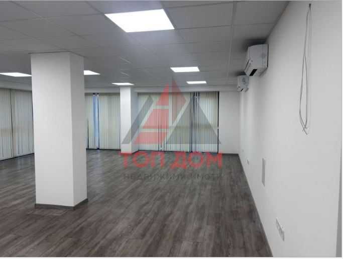 Дава се под наем Офис в Варна, ХЕИ - 91 кв.м за 867 € - Снимка #1