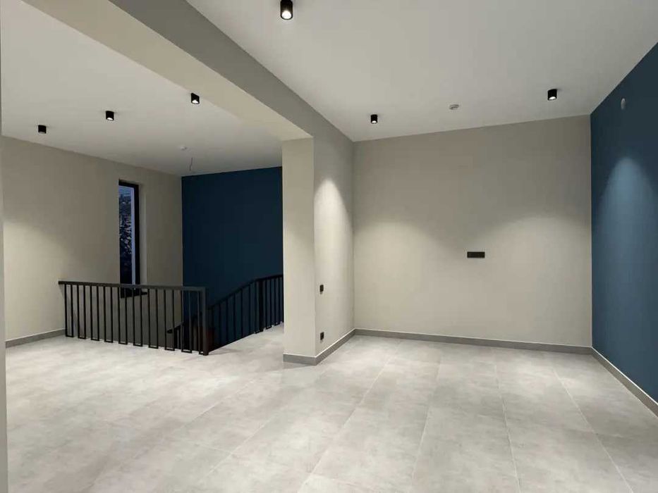 Сдается Коммерческая Помещения Памятник Мирзо У. напротив ITPARK 312*