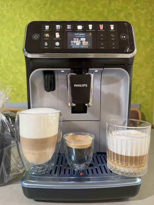 Expresor/aparat de cafea Philips Latte Go seria 5500