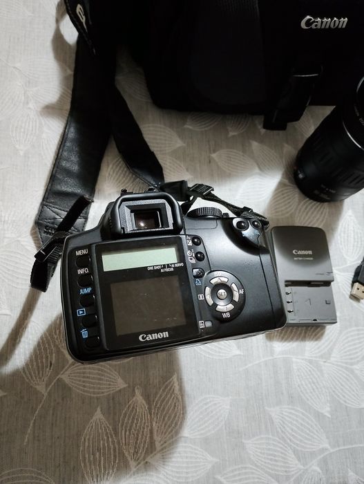 Canon eos 350D с 2 обектива