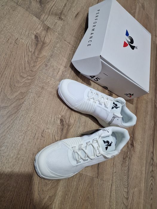 Adidasi tenis Le coq sportif 45
