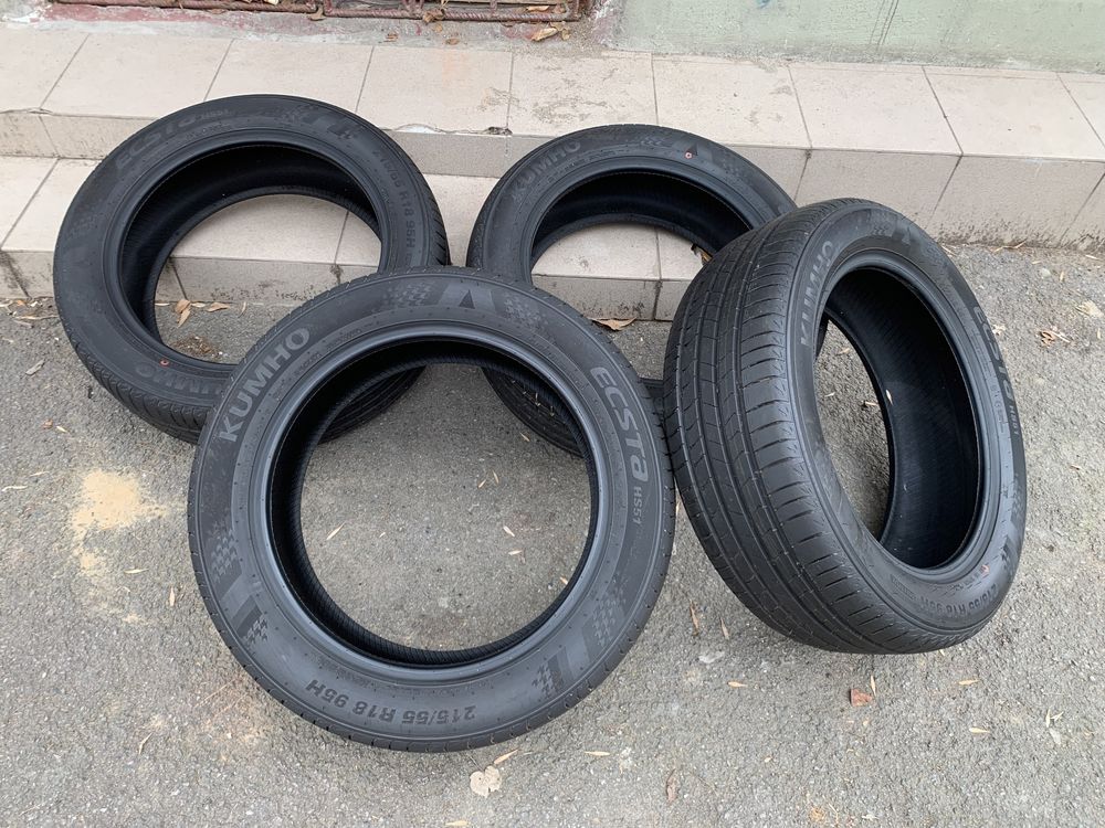 Vand 4 anvelope vara KUMHO dot: 36\22 - dim: 215 55 18