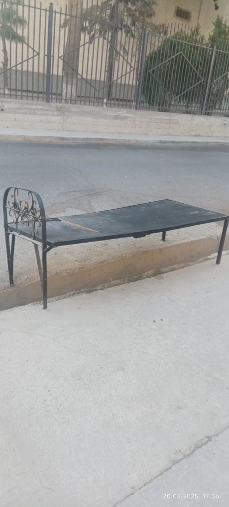 Срочно продаю кровать