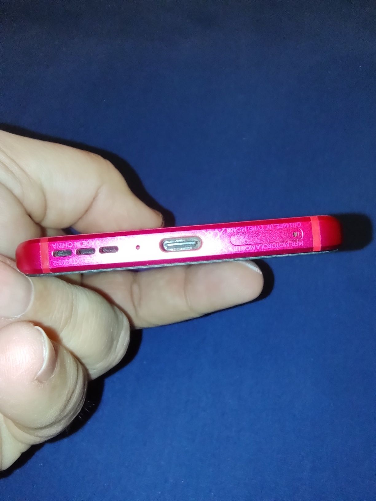 Motorola Edge40 Viva Magenta