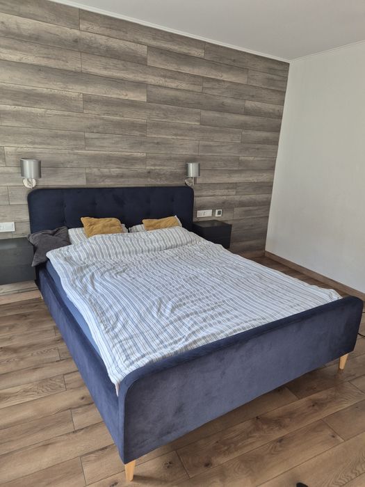 Pat dormitor, tapițat (albastru)