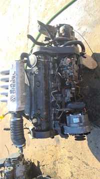 Т4 фолцваген  двигатель Дизель 2.4   Коробки из Европы.