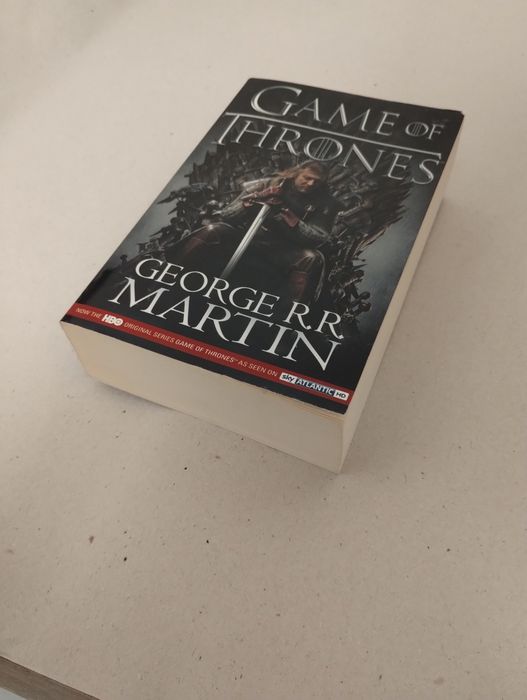 Game of Thrones: Book one of a song of Ice and Fire - George RR Martin