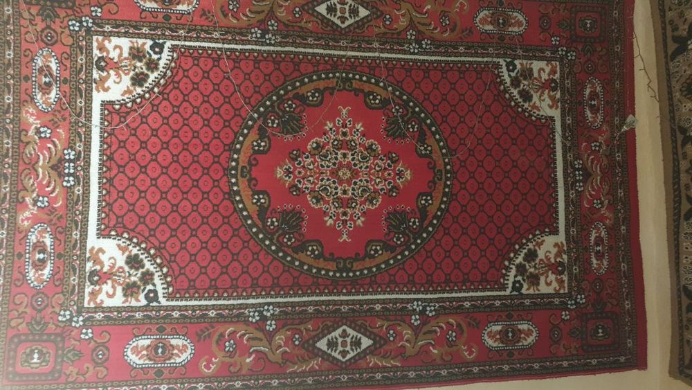 Продаются ковры в хорошем состоянии