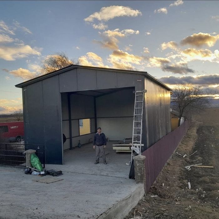 Vand structura metalica din stoc 10x10x4m