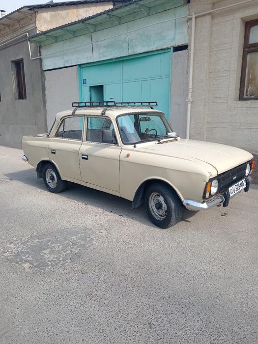Maskvich 412 sotiladi