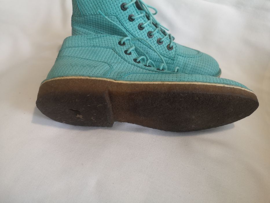 Kickers, естествена кожа, номер 37