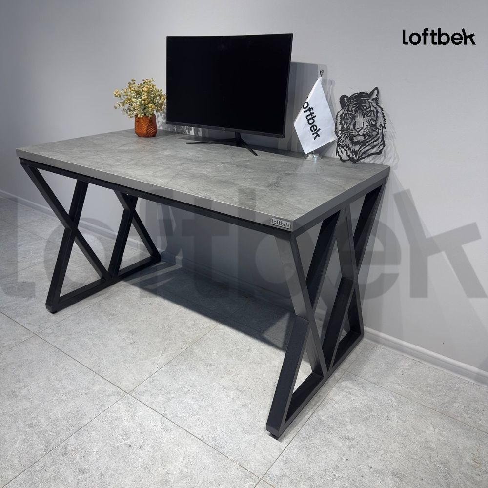 Birinchi qo'ldan ofis va uy uchun loft uslubidagi stol. Loftbek