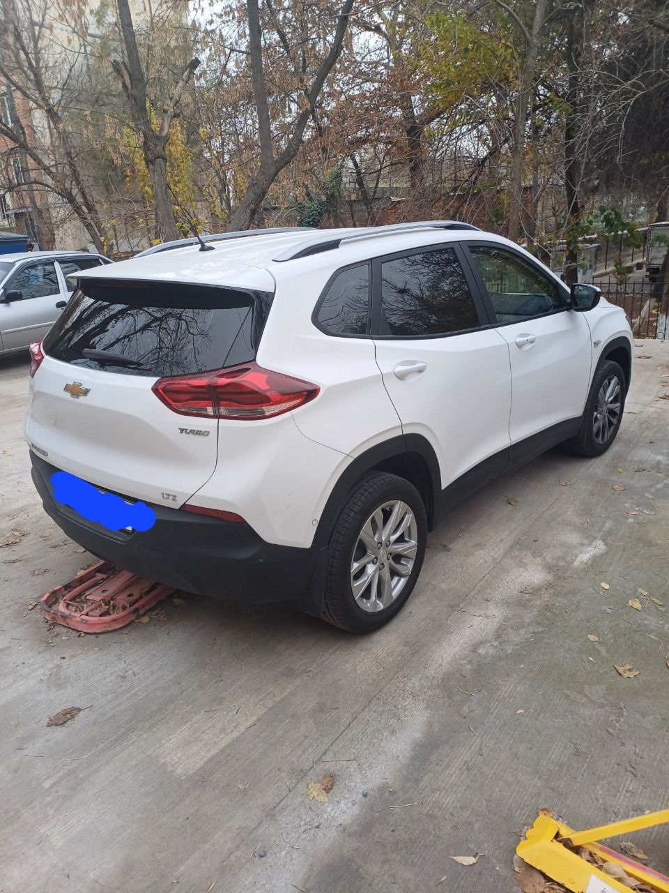 Продаётся Chevrolet Tracker 2 позиция LTZ Turbo