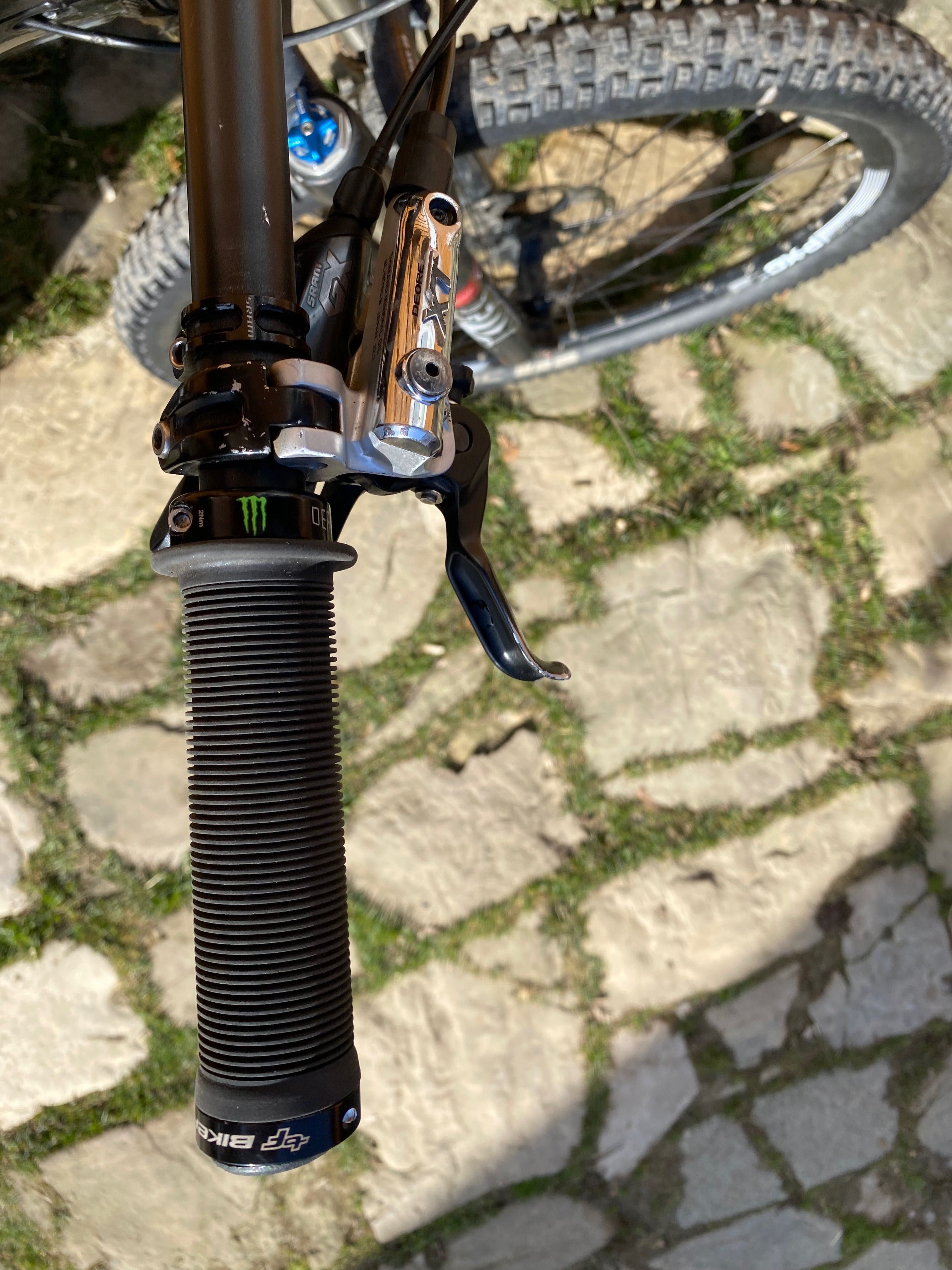 Bicicletă full suspension giant nu (trek scot pripă în )