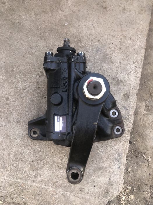 Isuzu rulevoy kalonka