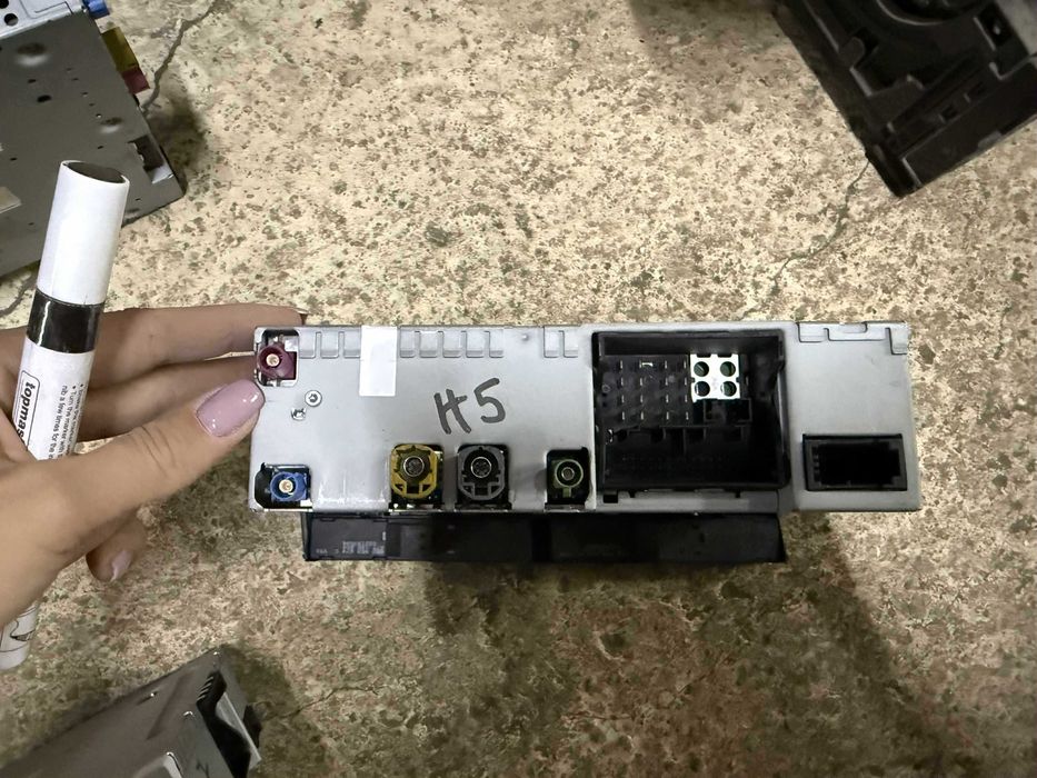 MEDIA,Радио,Навигация,Чейнджър 8Т1 035 670 J ном 5