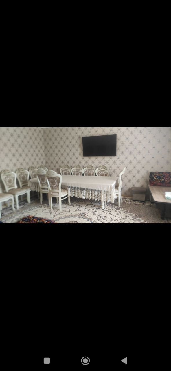 Dacha sotiladi orta saroyda uy sotiladi