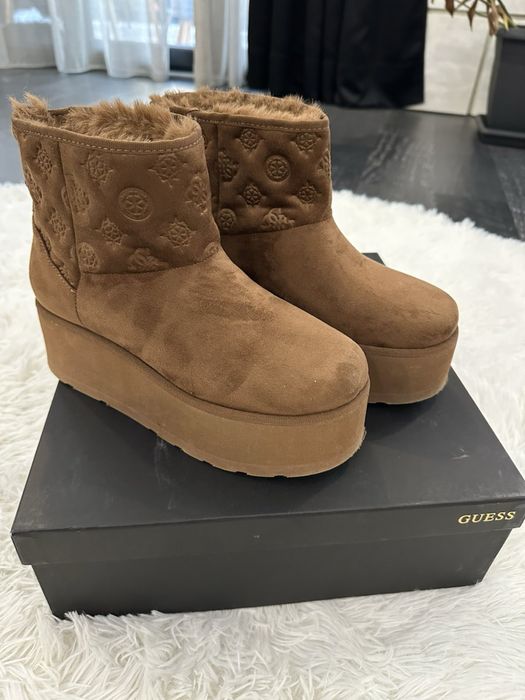 Дамски боти Guess