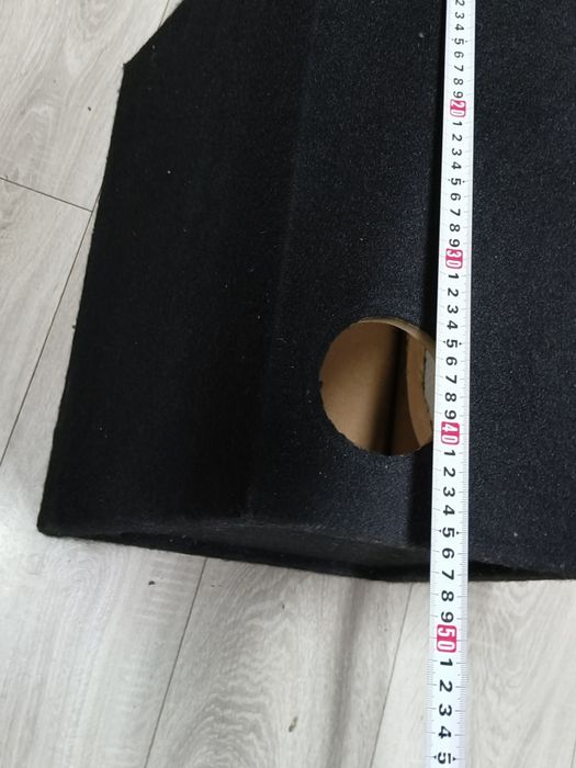 Incinta difuzor  30 cm subwoofer 130litri și  110l
