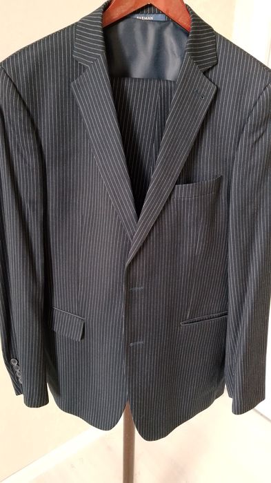 Продам костюм мужской