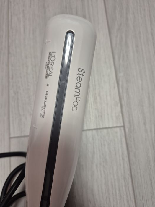 Placa de par cu abur L'oreal steampod 3.0