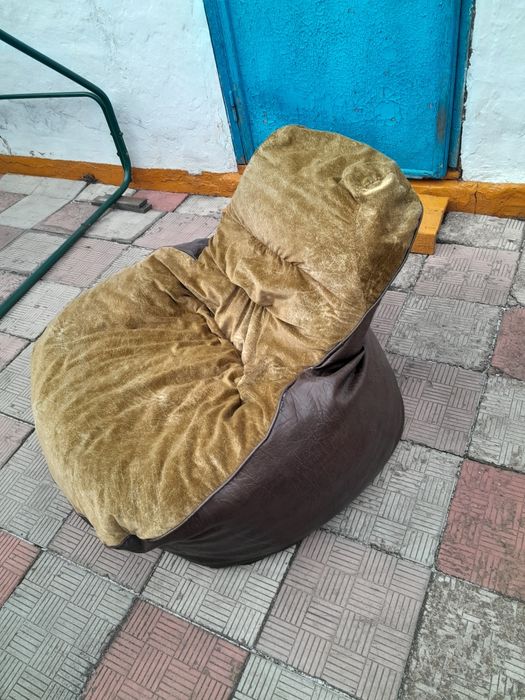 Продам пуфик недорого